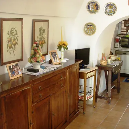 Country house Il Trullo Di Galeasi